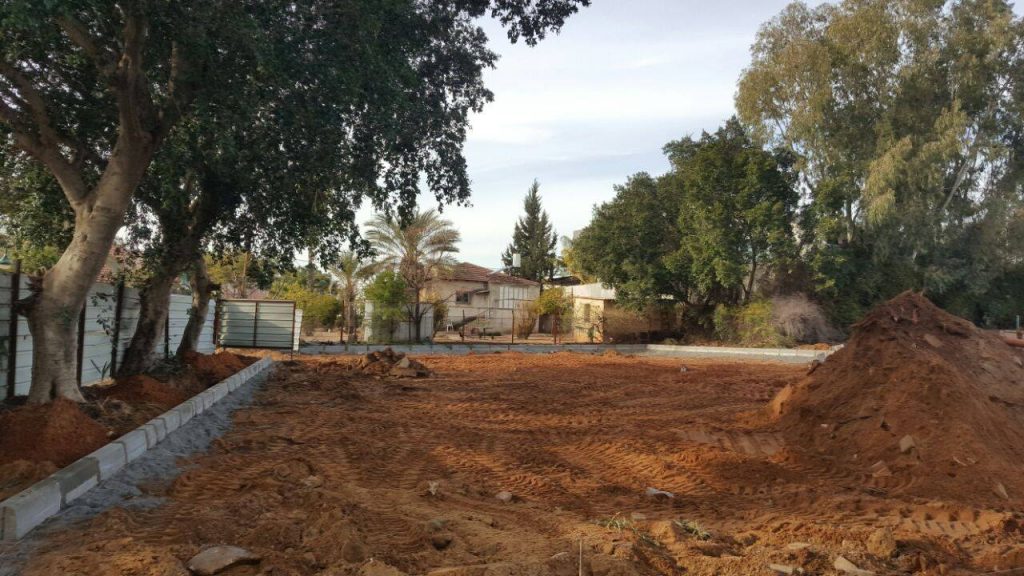 החלה בניית מגרש רב תכליתי ברמת פנקס
