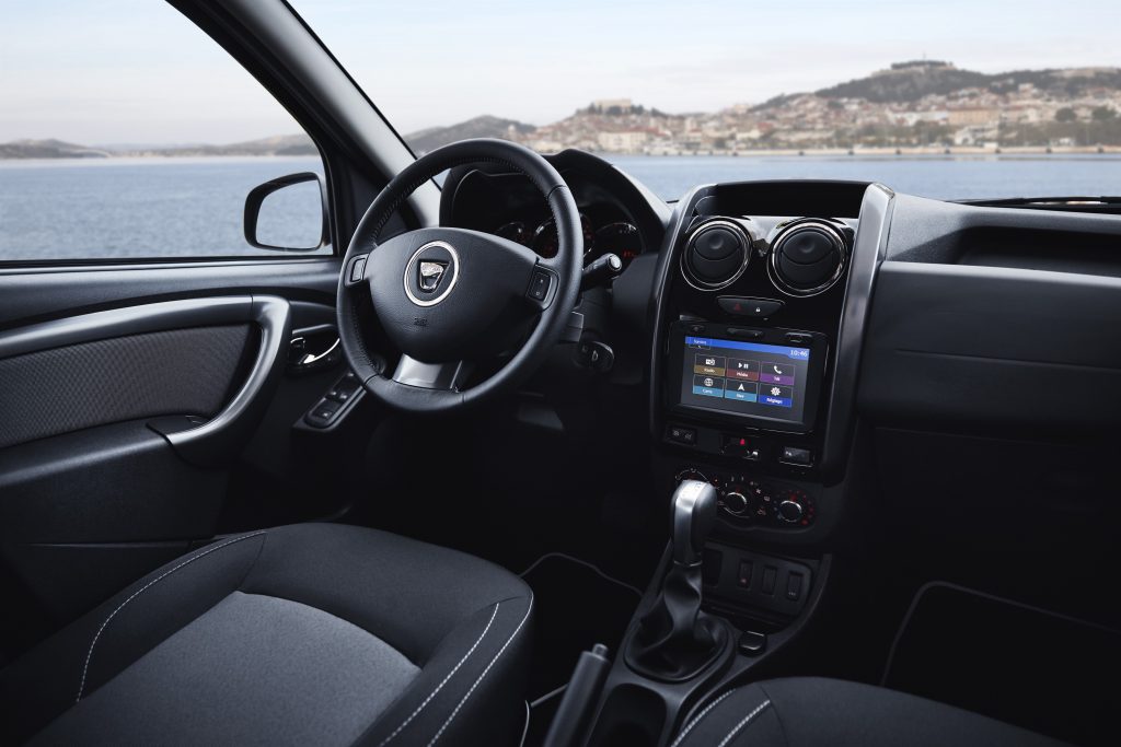Dacia_84394_global_en
