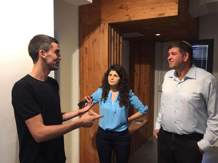 חכ שרן השכל ביקרה בגבעת שמואל