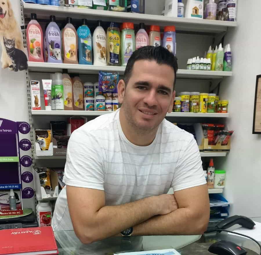 חנות חיות ביהוד