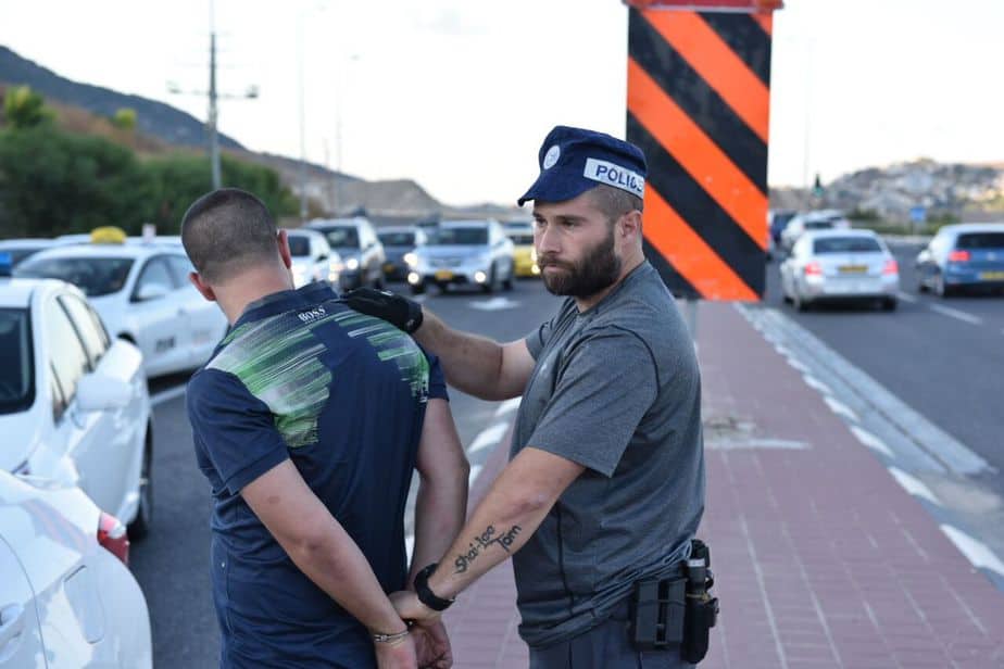 מעבדת סמים בדירה באור יהודה