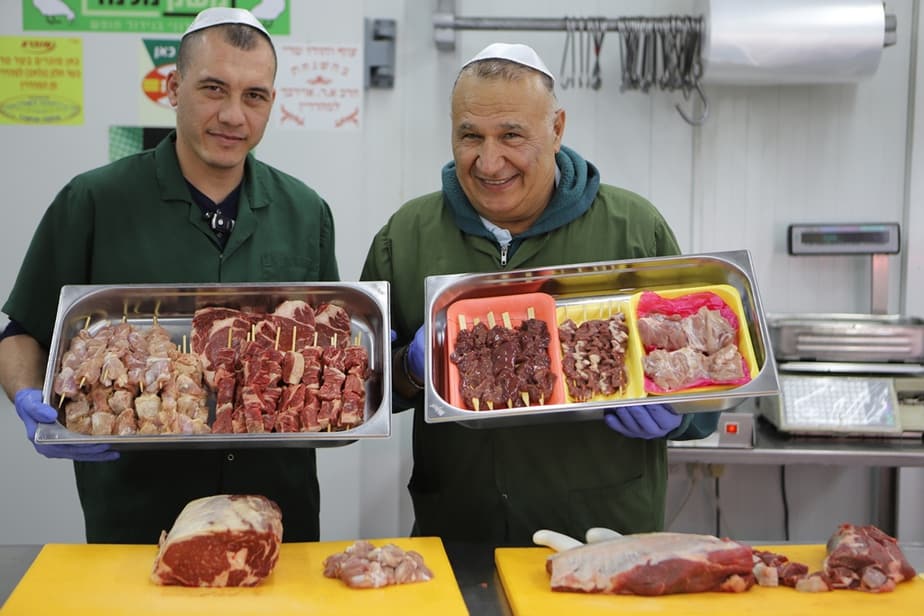 אליעזר סומך ממליץ על בשרים ליום העצמאות סומך בשרים ממליץ על בשרים ליום העצמאות