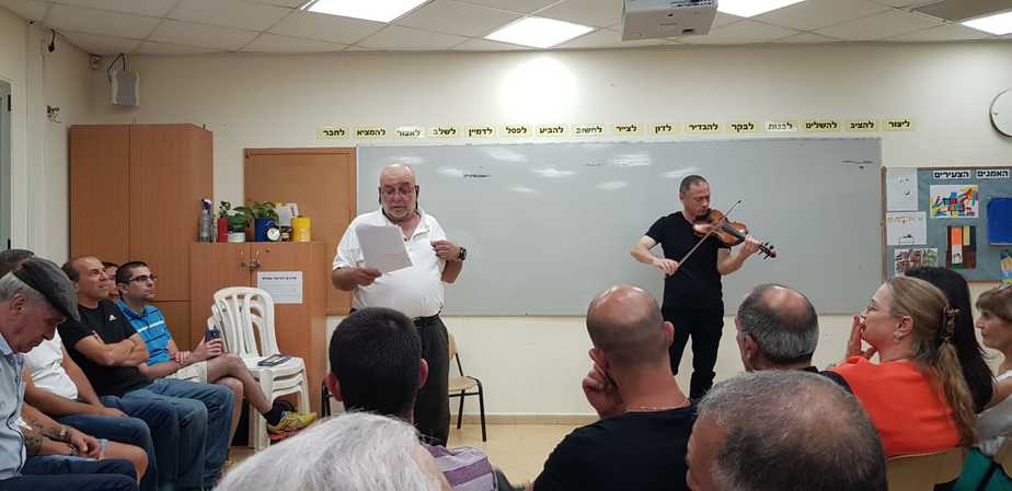 חברי משמר השכונה נווה רבין נפגשו עם בוקי נאה