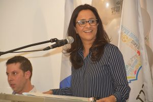 ליאת שוחט - תומכת במאמינים אור יהודה. תוכן מקודם