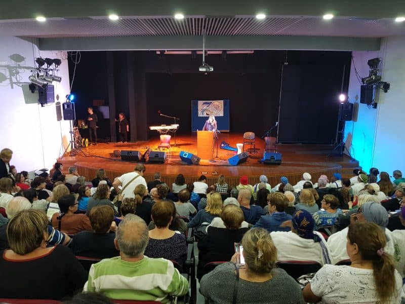 חודש האזרח הוותיק ביהוד-מונוסון