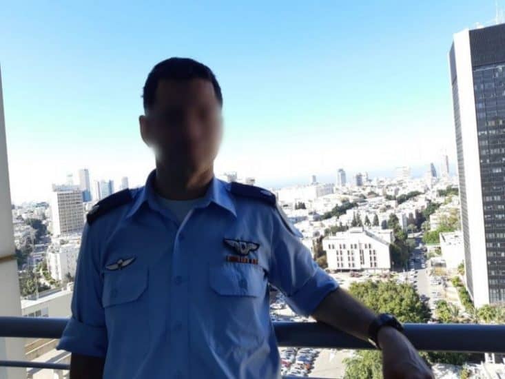רב סרן ט' מגני תקווה, טייס וראש מדור צפרות