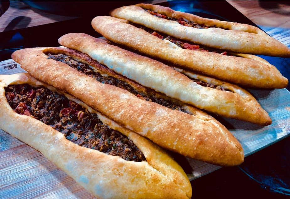 מתכון לחמעג'ון טורקי