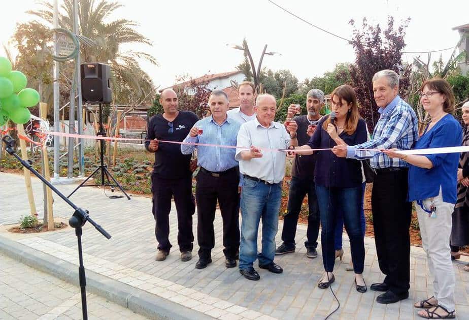 רחוב עצמאות בר סמנטוב ביהוד