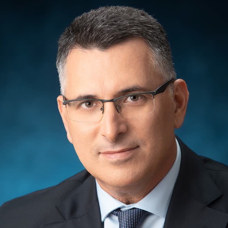 גדעון סער