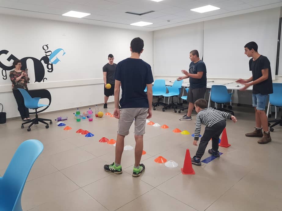 הפנינג משפחות במיתר. כל כיתה הפכה להפתעה