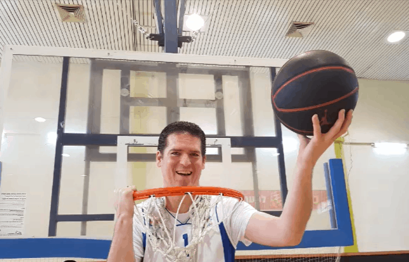 דני וידיסלבסקי בכדורסל