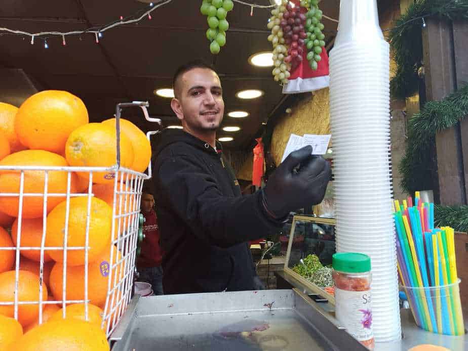 דוכן מיץ