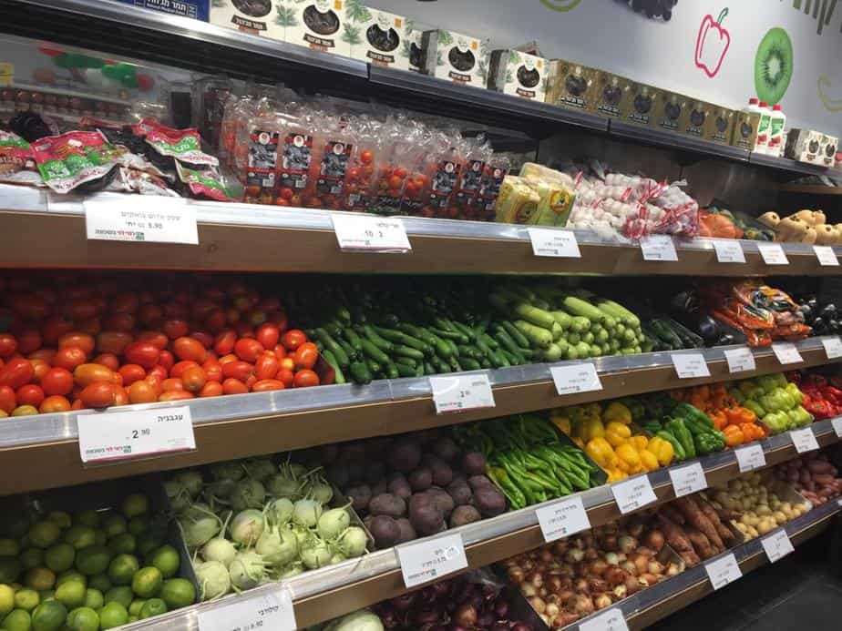רמי לוי במקום קופיקס. צילום: דוברות קניון אאוטלט אור יהודה