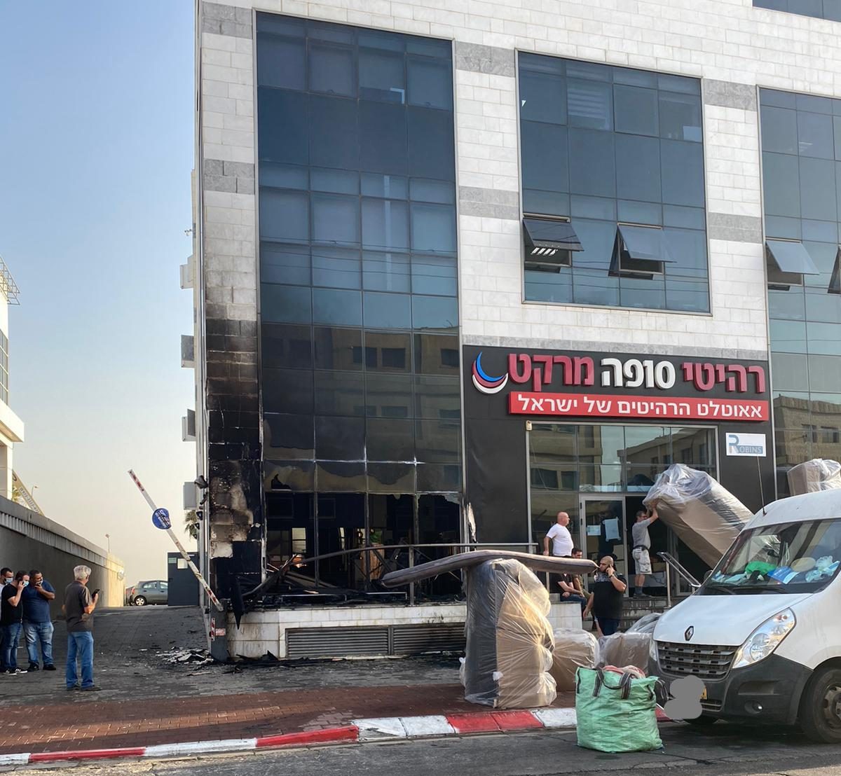 שריפה בחנות באור יהודה
