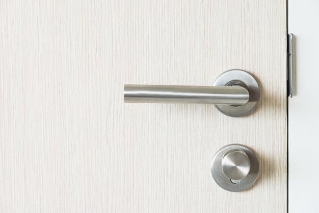 בסט לינק freepikdoor-handle-kob_74190-1354