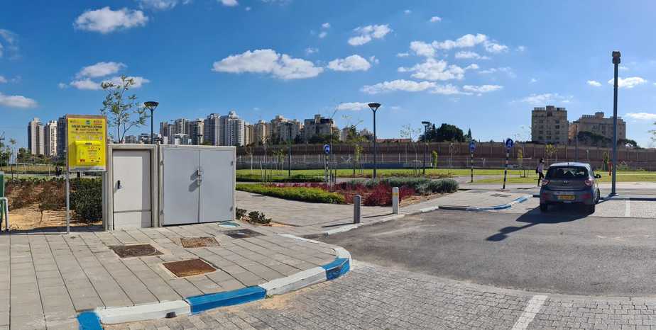מכשיר דפיברילטור (צילום דוברות מד"א)