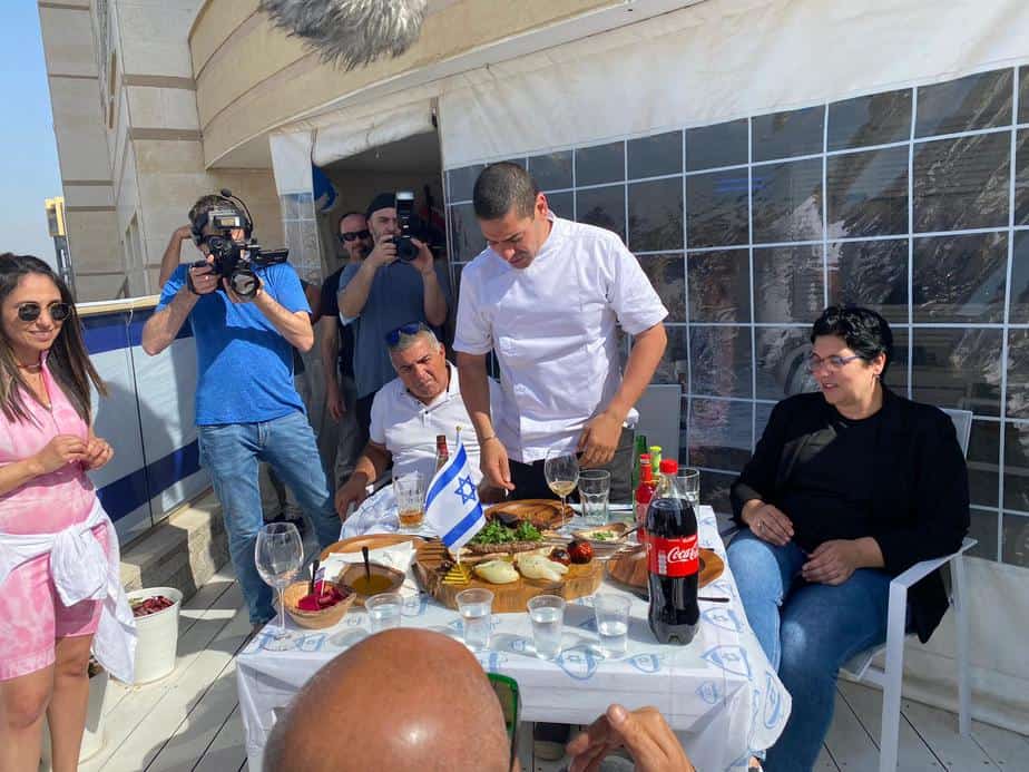 טועמים קבב באור יהודה עם השף יוסי שטרית (צילום פרטי)