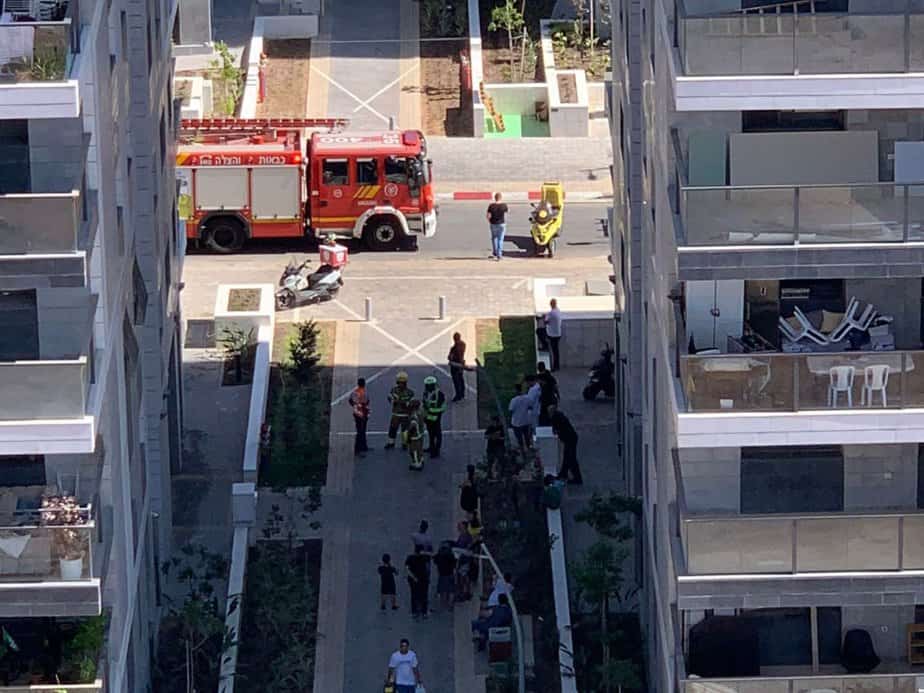 שריפה המרפסת בשכונת בית בפארק. צילום באדיבות התושבים