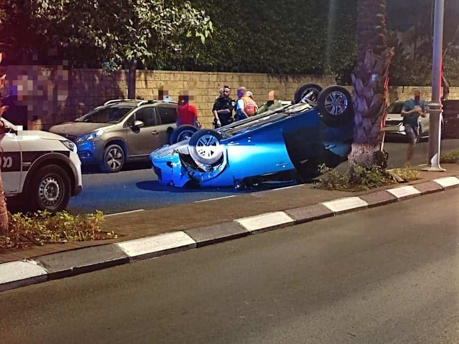 תאונה ביהוד מונוסון. צילום אונו ניוז