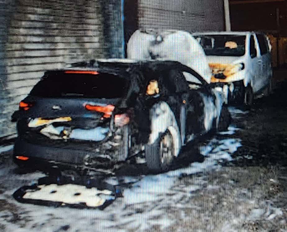 הרכבים שהוצתו ביהוד. צילום: דוברות המשטרה