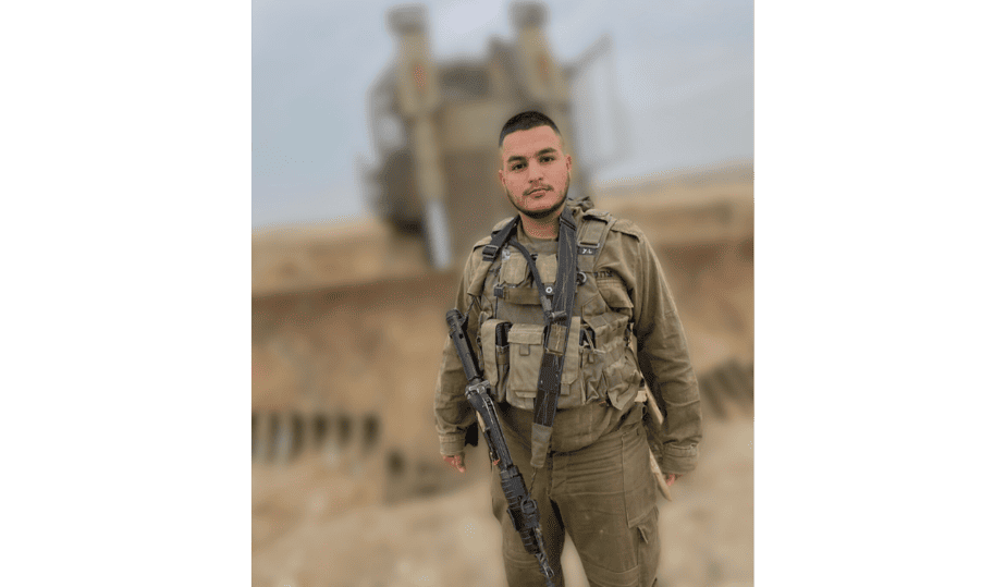 יוסי לוי, בעל הדוכן 'מהחקלאי' במתחם צים גני תקווה. צילום פרטי