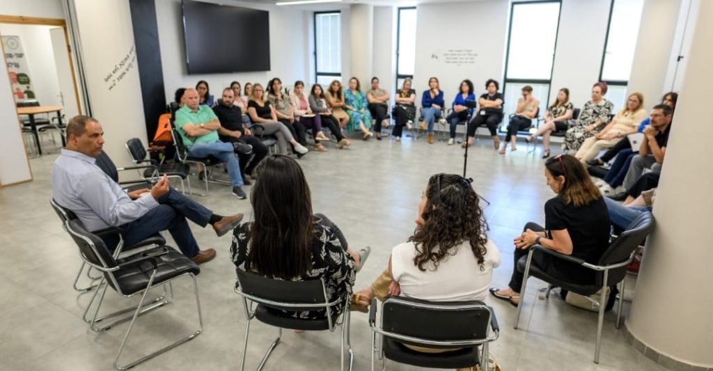 אגף חדש לשירותים חברתיים ביהוד מונוסון. צילום: עמי ארליך